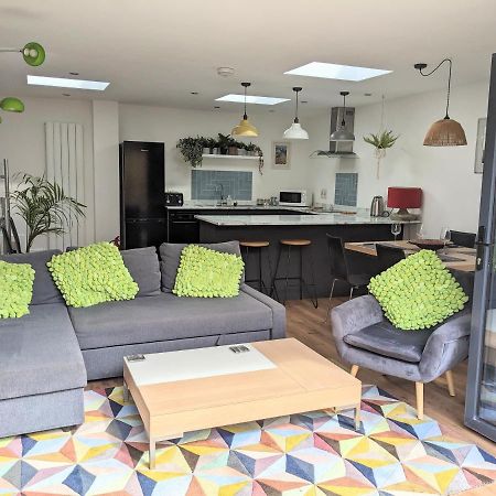 The Urban Retreat Appartamento Torquay Esterno foto